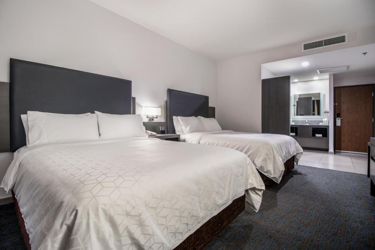 Holiday Inn Express Hotel & Suites Hermosillo By Ihg Exterior photo