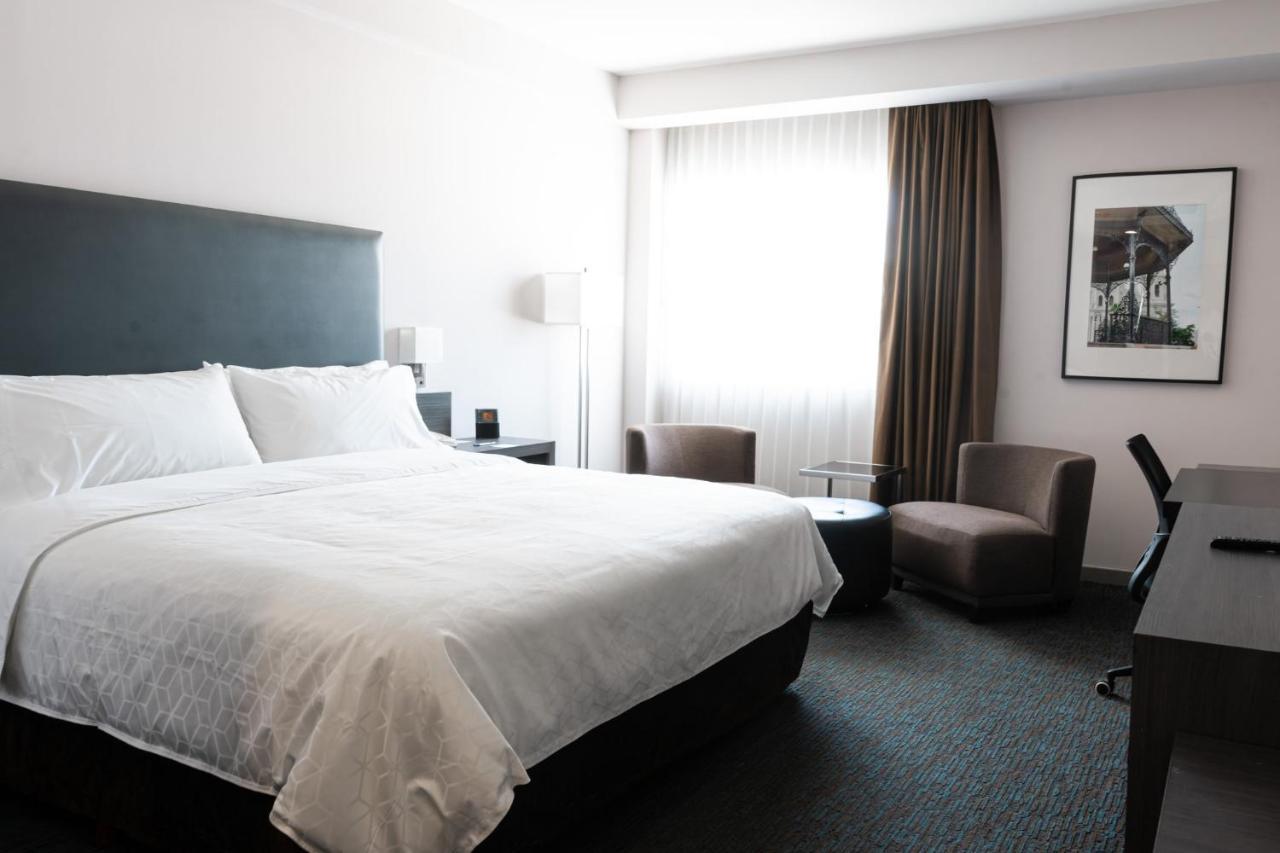 Holiday Inn Express Hotel & Suites Hermosillo By Ihg Exterior photo