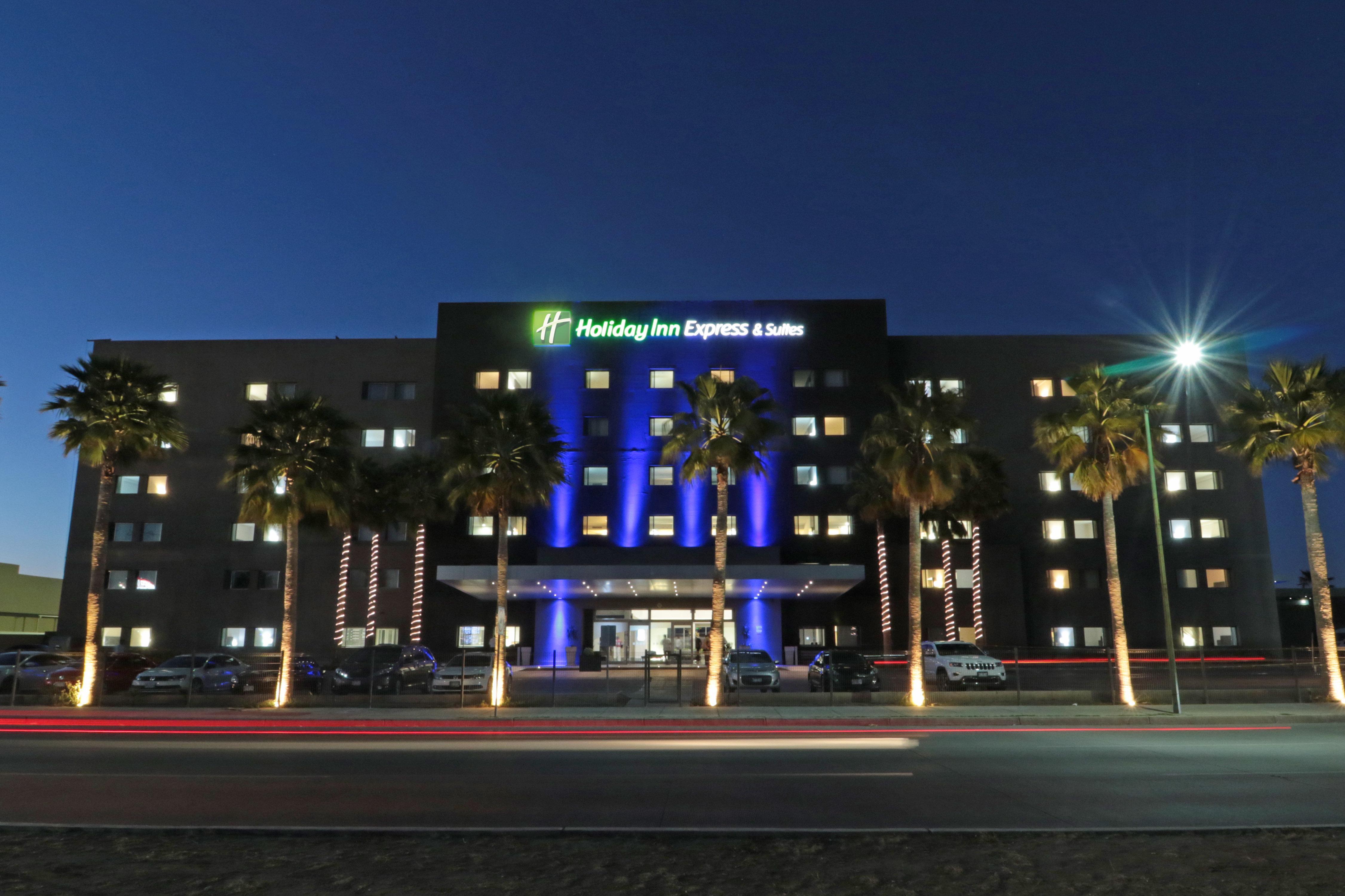 Holiday Inn Express Hotel & Suites Hermosillo By Ihg Exterior photo