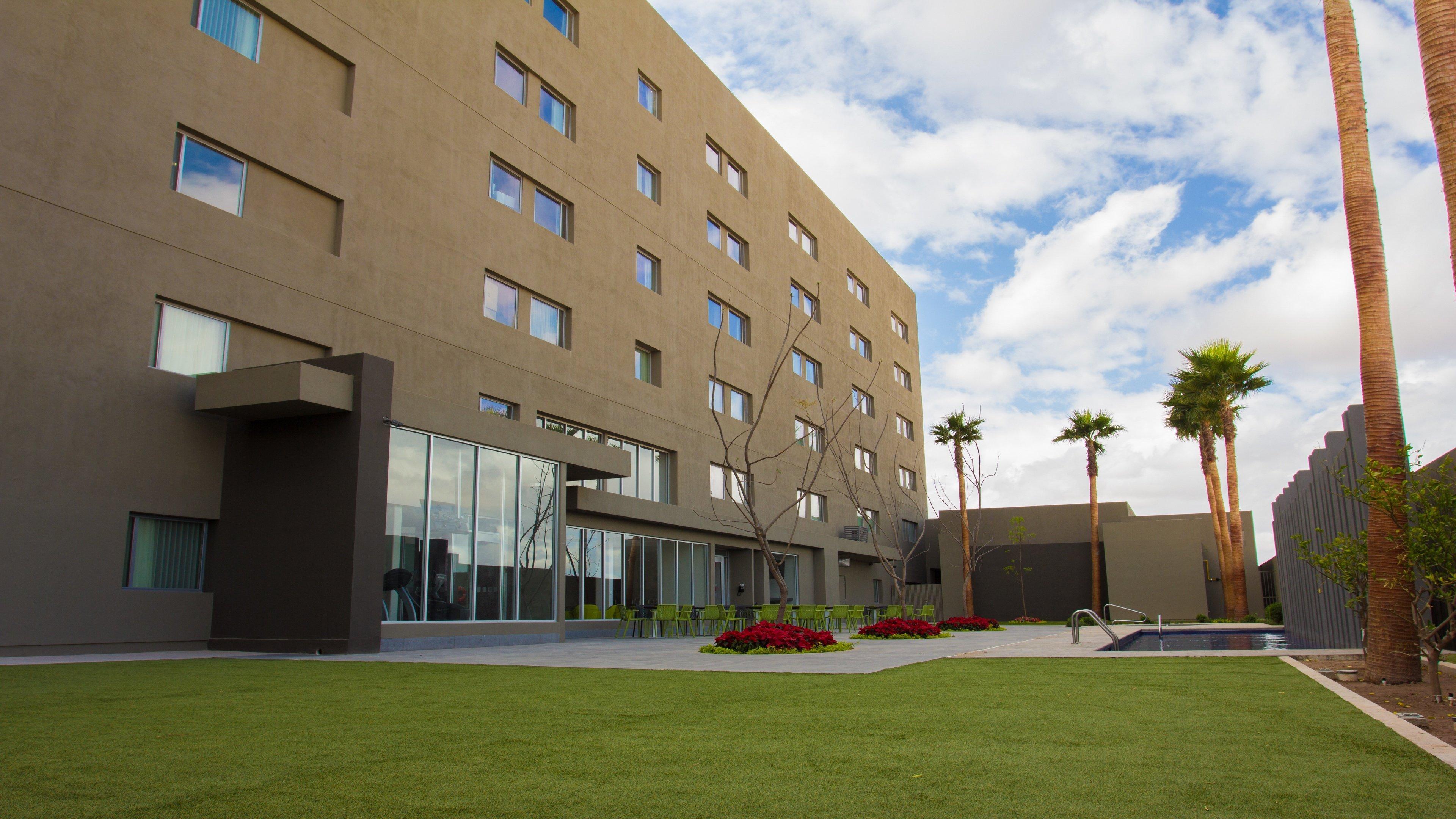 Holiday Inn Express Hotel & Suites Hermosillo By Ihg Exterior photo