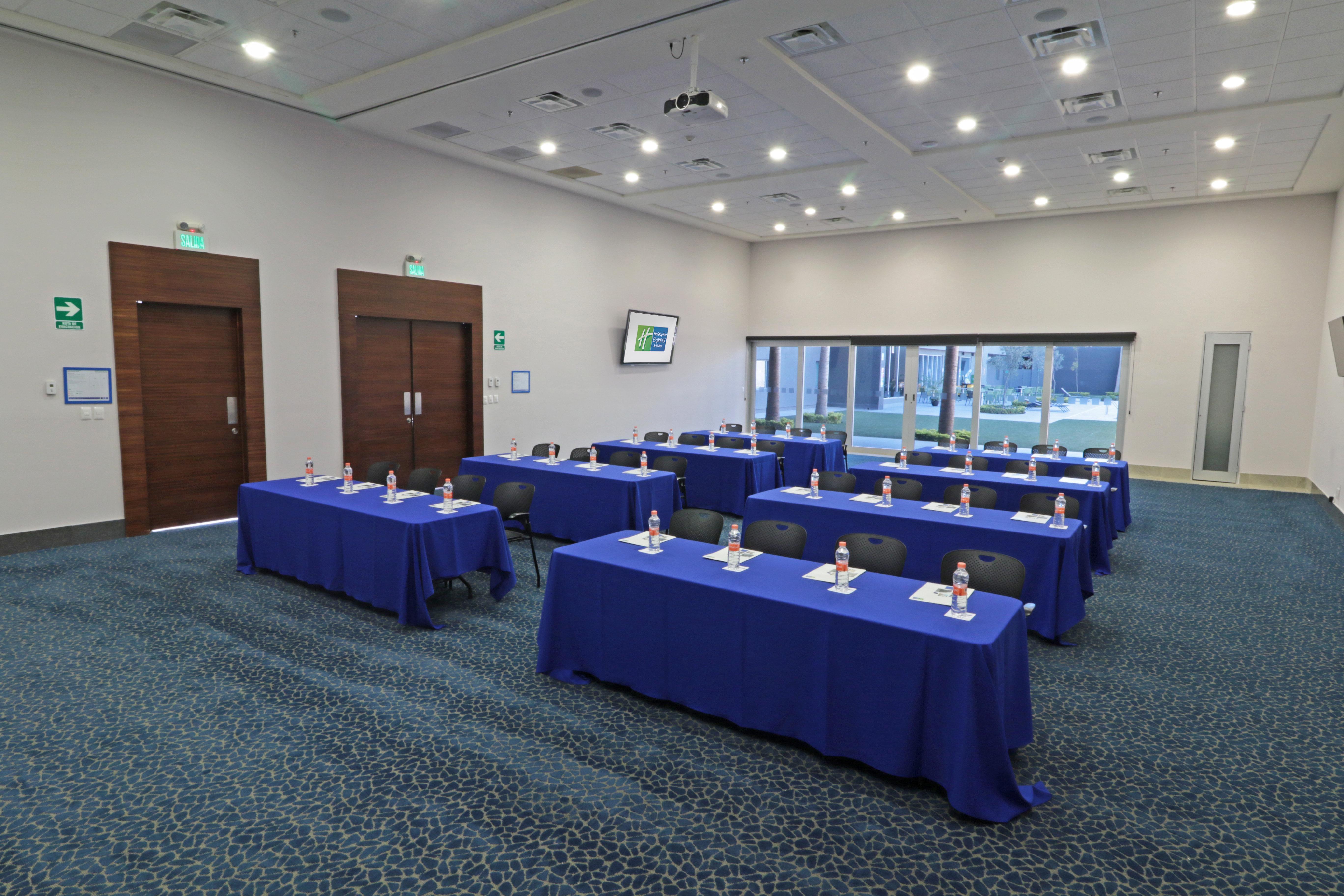 Holiday Inn Express Hotel & Suites Hermosillo By Ihg Exterior photo
