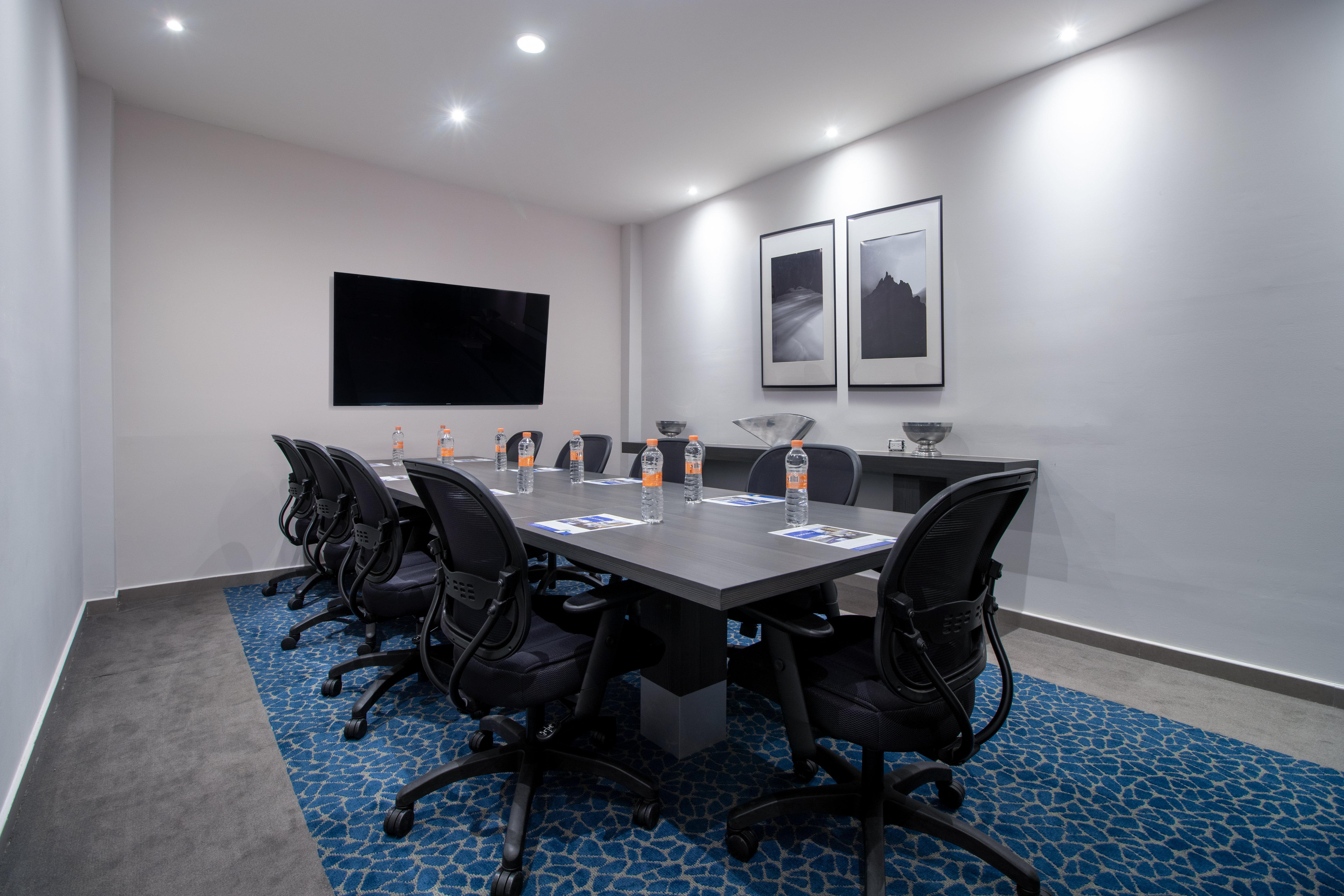 Holiday Inn Express Hotel & Suites Hermosillo By Ihg Exterior photo